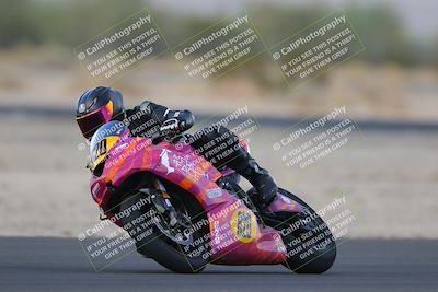 media/Sep-24-2022-CVMA (Sat) [[a45f954247]]/Race 10 Amateur Supersport Middleweight/